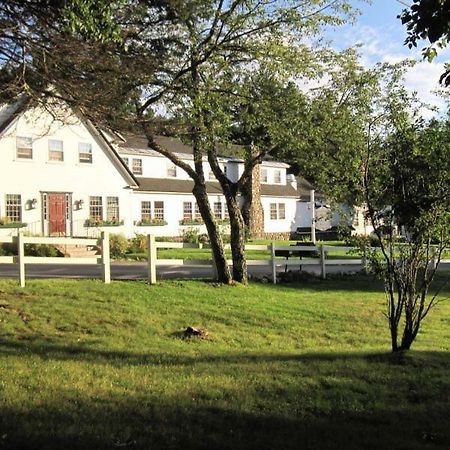 Horse & Hound Inn Franconia Extérieur photo